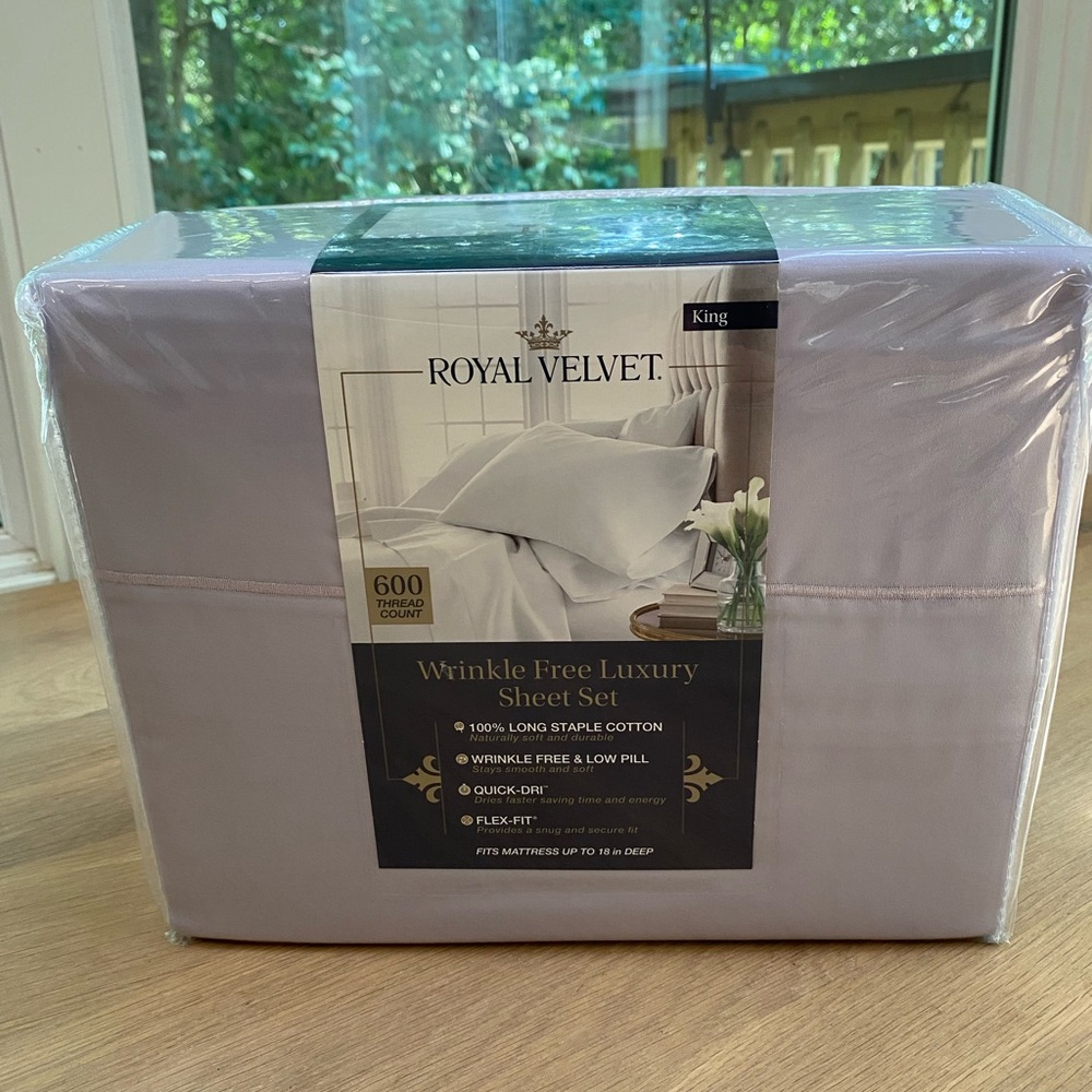 Royal Velvet KING sheet set 600 t.c. Lavender